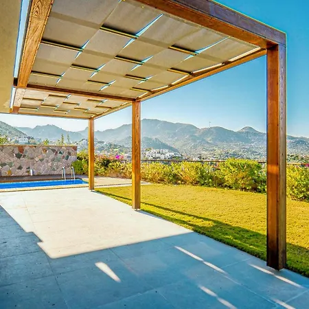 Tranquil Retreat Private Pool, Sea Views Family Paradise Villa